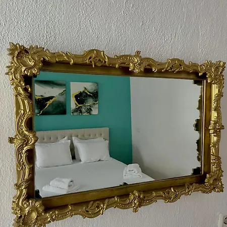 Private Gjirokastër